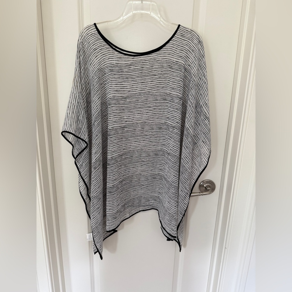 Black and White Striped Lightweight Poncho